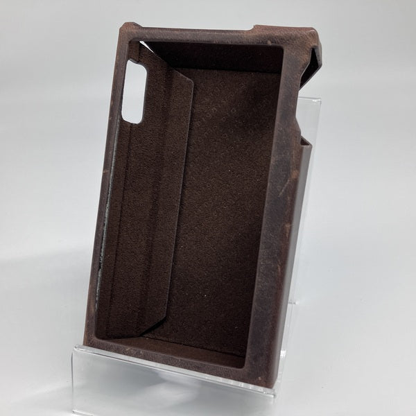 【中古】Dignis KANN ALPHA Case Brown【日本橋】