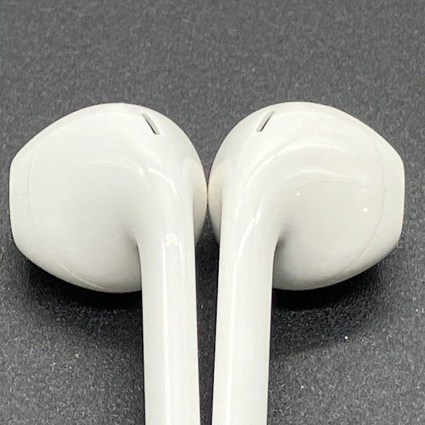 【中古】Apple EarPods with Remote and Mic【秋葉原】