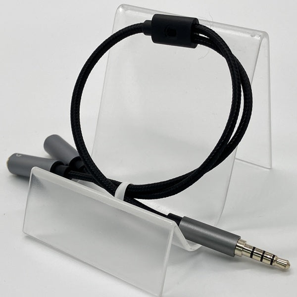 【中古】UGREEN / 3.5mm オーディオケーブル 変換ケーブル 4極/TRRS 3極 3.5mm 分配ケーブル 3.5mm オス to 2*メス(ヘッドホン+マイク)【名古屋】