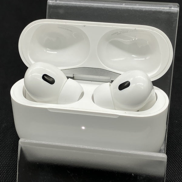 【中古】MagSafe充電ケース(USB-C)付きAirPods Pro(第2世代) MTJV3JA【秋葉原】