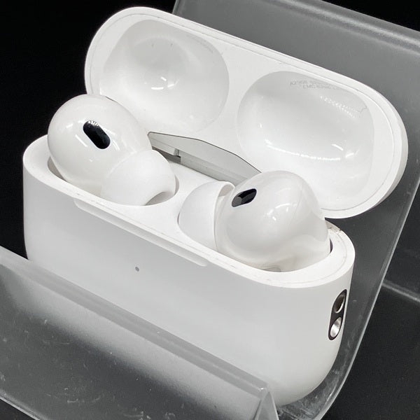 【中古】MagSafe充電ケース(USB-C)付きAirPods Pro(第2世代) MTJV3JA【名古屋】