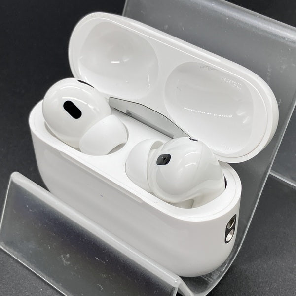 【中古】MagSafe充電ケース(USB-C)付きAirPods Pro(第2世代) MTJV3JA【秋葉原】