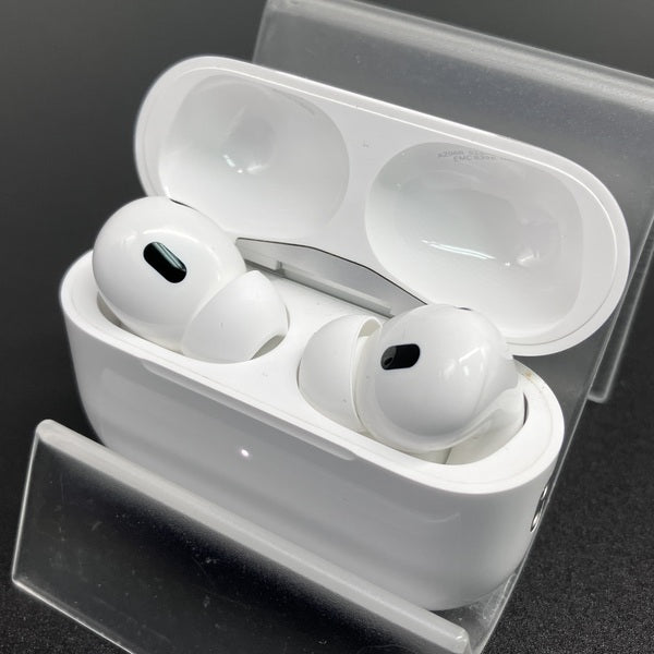 【中古】MagSafe充電ケース(USB-C)付きAirPods Pro(第2世代) MTJV3JA【秋葉原】
