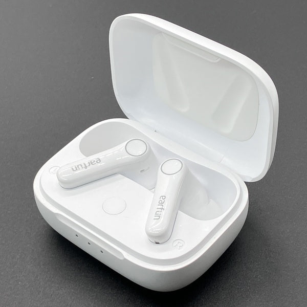 EarFun 【中古】Air Pro 4 - Glossy White【秋葉原】 – e☆イヤホン