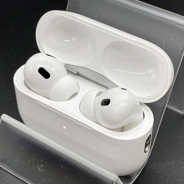 【中古】MagSafe充電ケース(USB-C)付きAirPods Pro(第2世代) MTJV3JA【秋葉原】
