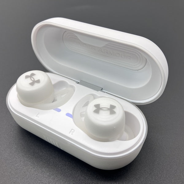 スマホアクセサリー JBL TRUE WIRELESS STREAK white JBL 【中古】UA TRUE WIRELESS STREAK ホワイト【UAJBLSTREAKWHT