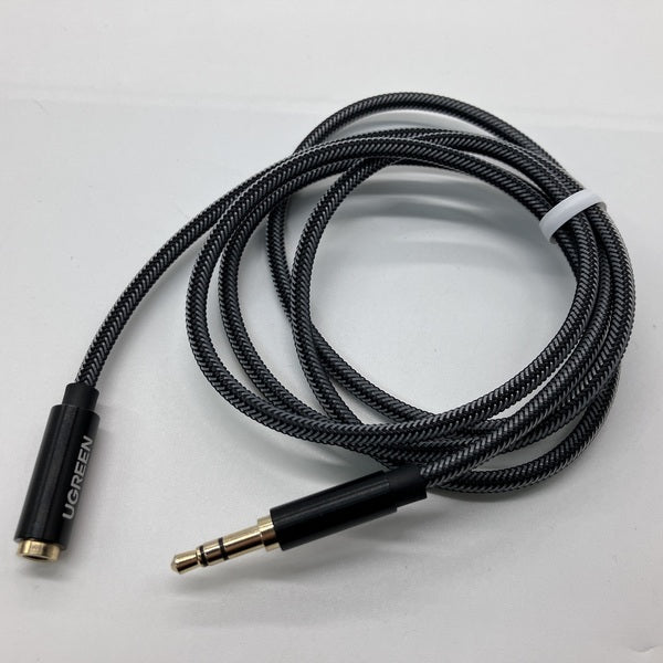 【中古】UGREEN 3.5mmメスto3.5mmオス【秋葉原】