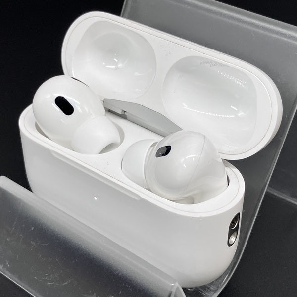 【中古】MagSafe充電ケース(USB-C)付きAirPods Pro(第2世代) MTJV3JA【秋葉原】