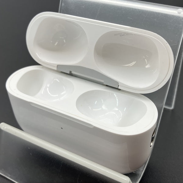 【中古】Apple AirPods Pro (第2世代) Lightning Apple 【中古】AirPods Pro (第2世代) 充電ケース (Lightning