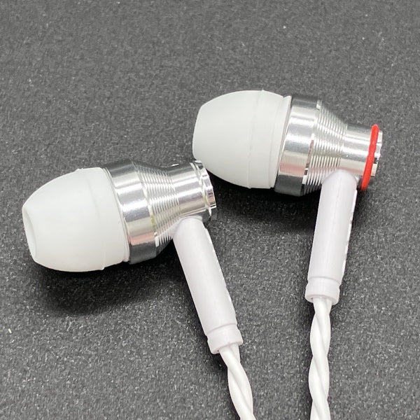 【中古】E300MW ホワイト【秋葉原】