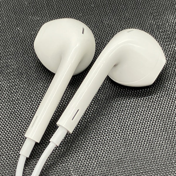 【中古】Apple EarPods with Remote and Mic【仙台】