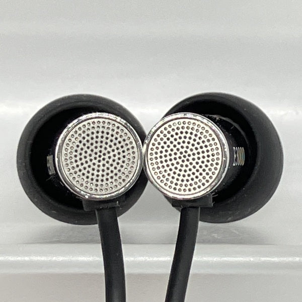 【中古】E3000 【FI-E3DSS】【秋葉原】