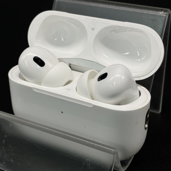 【中古】MagSafe充電ケース(USB-C)付きAirPods Pro(第2世代) MTJV3JA【秋葉原】