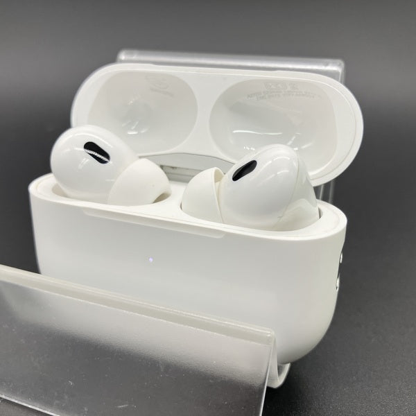 【中古】AirPods Pro (第2世代) MQD83J/A【秋葉原】