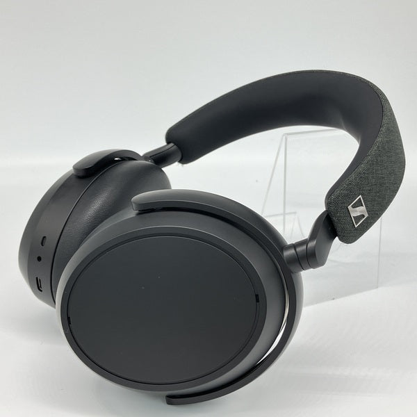 【中古】MOMENTUM 4 Wireless ブラック 【M4AEBT BLACK】【秋葉原】