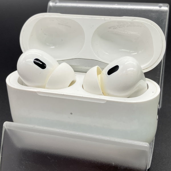 【中古】AirPods Pro (第2世代) MQD83J/A【秋葉原】