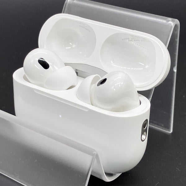 Apple 【中古】MagSafe充電ケース(USB-C)付きAirPods Pro(第2世代