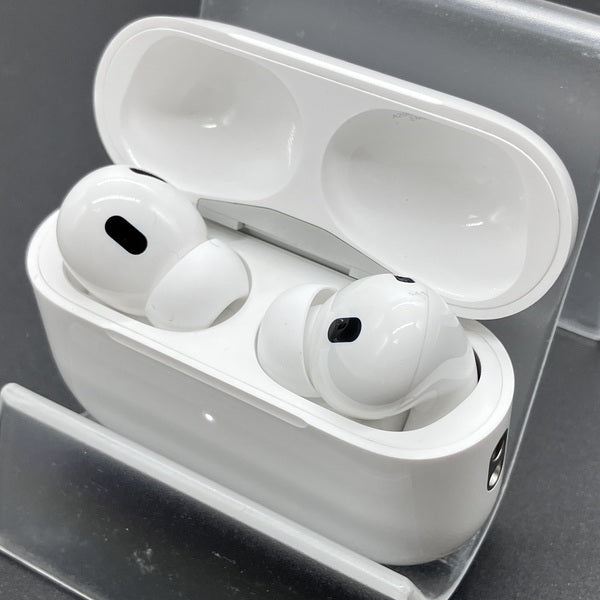 【中古】MagSafe充電ケース(USB-C)付きAirPods Pro(第2世代) MTJV3JA【秋葉原】
