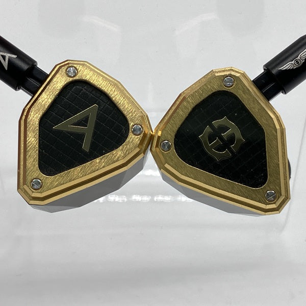 【中古】NOVUS 【IRV-AK-NOVUS】【日本橋】