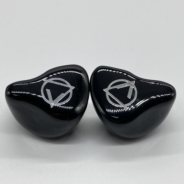 AROMA Witch Girl S イヤホン AROMA Witch Girl S with Sera – e☆イヤホン