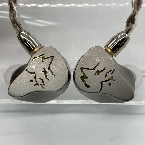 【中古】ME900【秋葉原】