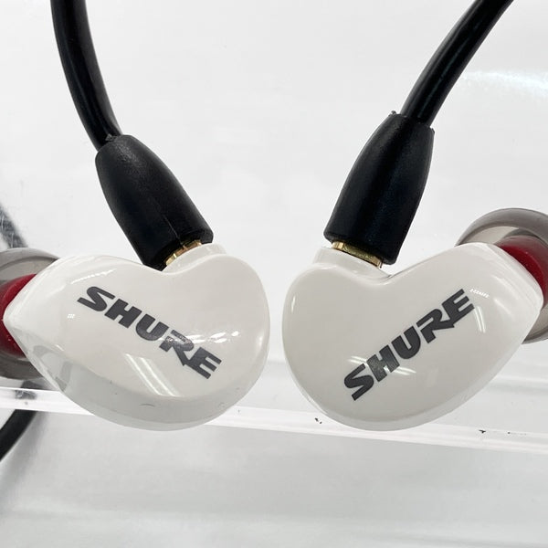 【極美品】SHURE AONIC215 有線イヤホン ホワイト マイク付き SHURE AONIC215 SE215DYWH+UNI-A (ホワイト) 高遮音性イヤホン