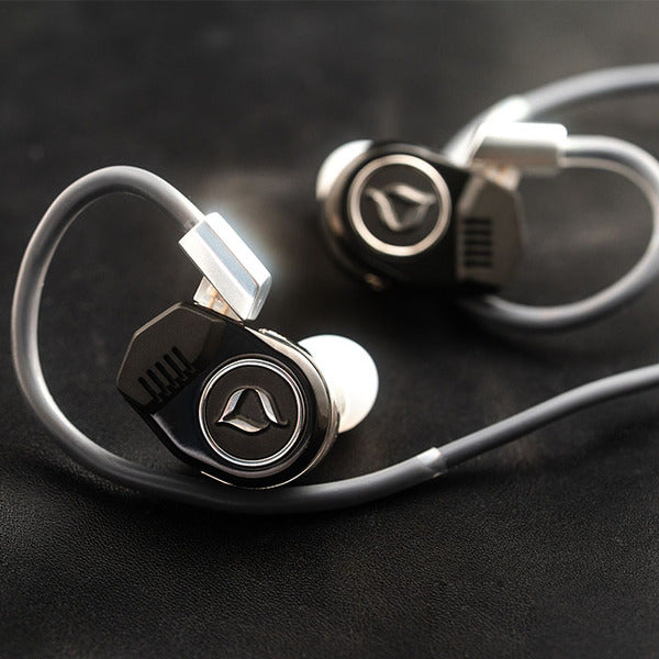 DITA VENTURA – e☆イヤホン