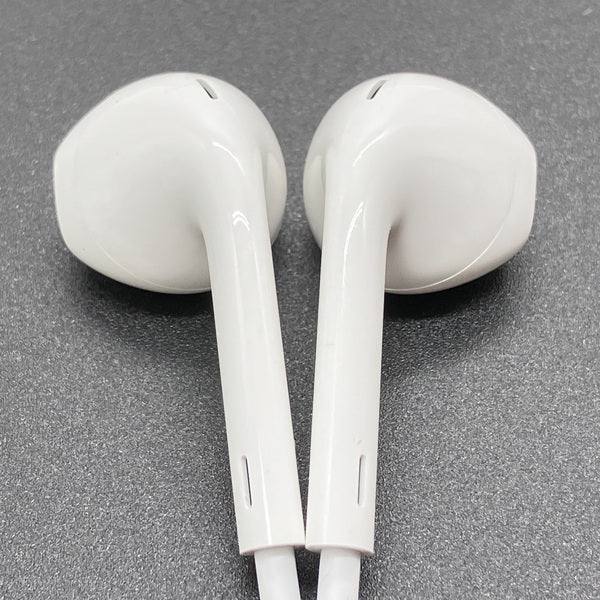 Apple 【中古】EarPods with Lightning Connector【秋葉原】 – e