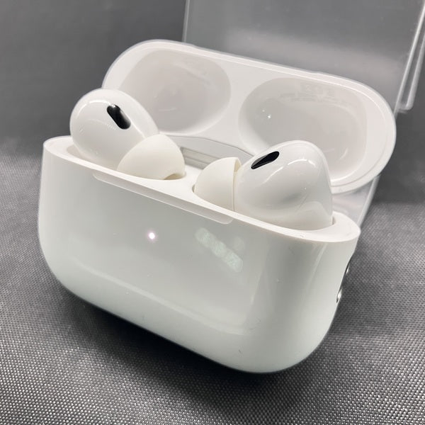 【中古】MagSafe充電ケース(USB-C)付きAirPods Pro(第2世代) MTJV3JA【秋葉原】