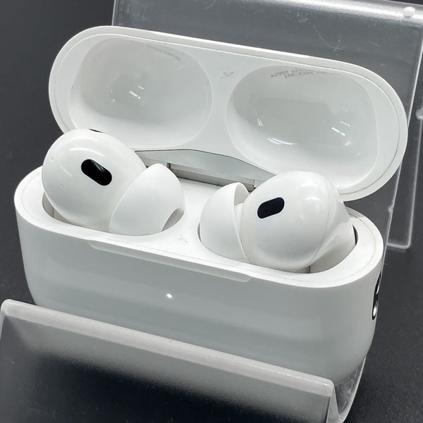 Apple 【中古】MagSafe充電ケース(USB-C)付きAirPods Pro(第2世代