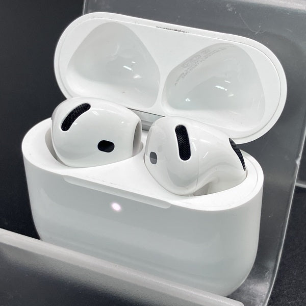 Apple 【中古】AirPods 4 MXP93J/A（アクティブノイズキャンセリング