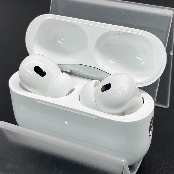 Apple 【中古】MagSafe充電ケース(USB-C)付きAirPods Pro(第2世代