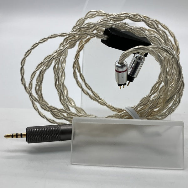 Astell&Kern Crystal Cable 2pin 2.5mmケーブル 【中古】Crystal