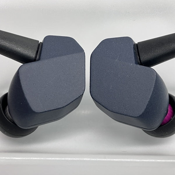 final 【中古】A4000 【FI-A4DPLDN】【秋葉原】 – e☆イヤホン