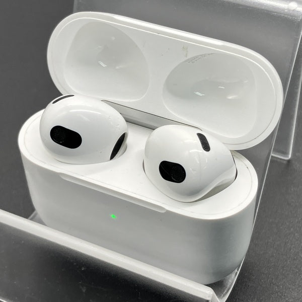 Apple 【中古】Airpods MME73J/A 3rd Generation【秋葉原】 – e☆イヤホン