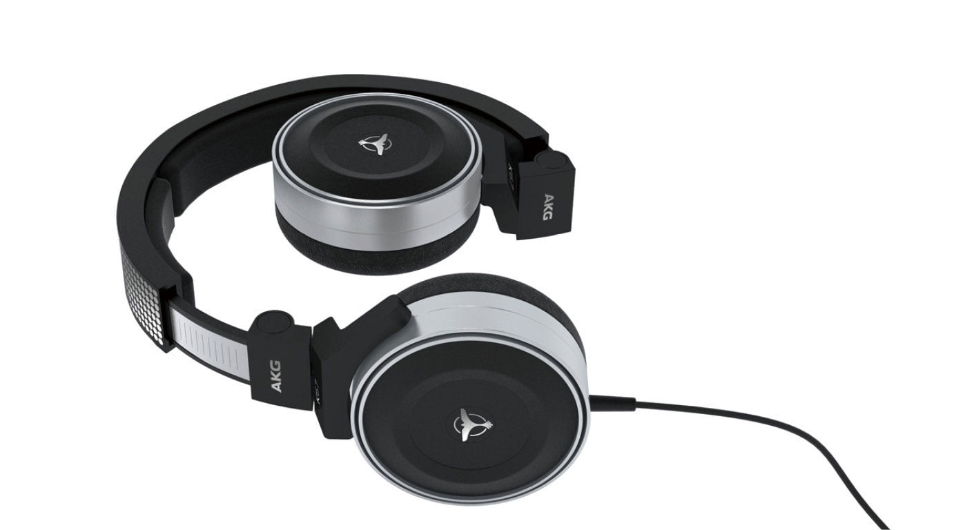 AKG K67 TIESTO – e☆イヤホン