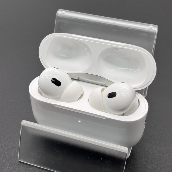 Apple 【中古】MagSafe充電ケース(USB-C)付きAirPods Pro(第2世代