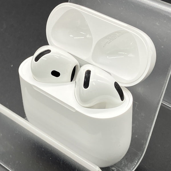 Apple 【中古】AirPods 4 MXP93J/A（アクティブノイズキャンセリング
