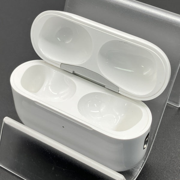 Apple 【中古】AirPods Pro (第2世代) 充電ケース (Lightning)【日本橋