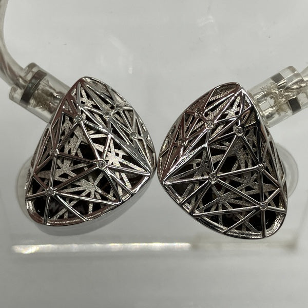 水月雨 (MOONDROP) 【中古】雪月花【秋葉原】 – e☆イヤホン