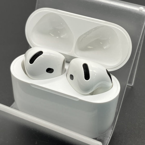 Apple 【中古】AirPods 4 MXP93J/A（アクティブノイズキャンセリング