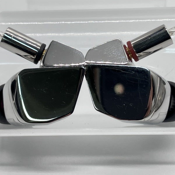 中古 イヤホン Final A8000 FI-A8DSSD final A8000 [FI-A8DSSD] 中古 240001202564｜中古通販フジヤエービック