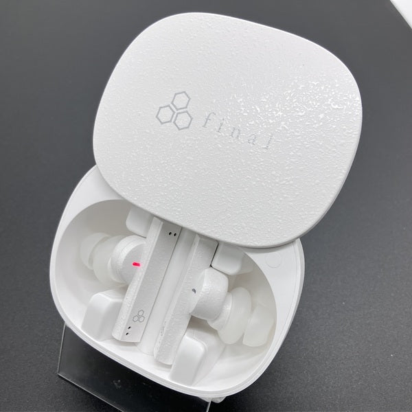 新品未開封 final ZE8000 FI-ZE8DPLTW-WHITE final ZE8000 FI-ZE8DPLTW-WHITE [WHITE] 価格比較 - 価格.com