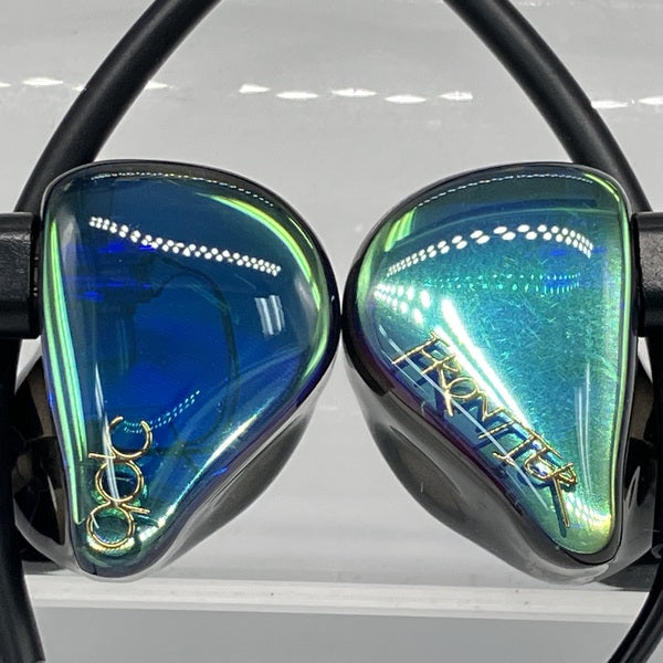 qdc FRONTIER NB 美品 イヤホン カナル型 NEXTBLACK QDC-FRONTIER-NB [カナル型 /φ3.5mm ミニ