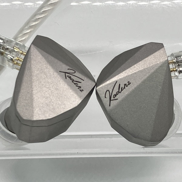 ⭐️ 限定価格！未使用動作確認済みMoondrop Kadenz ⭐️ 限定価格！未使用動作確認済みMoondrop Kadenz 水月雨 (MOONDROP