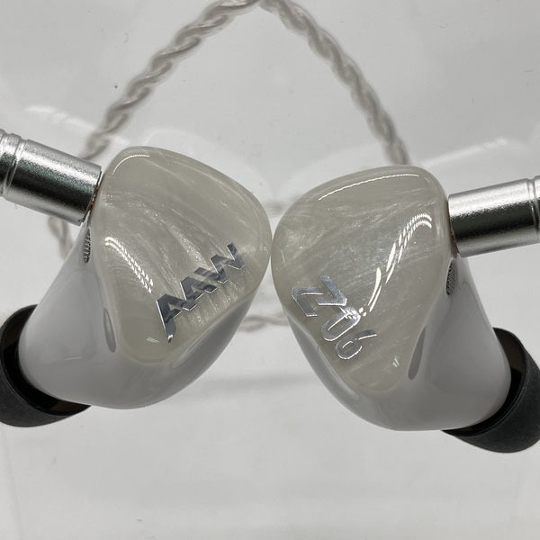 AAW 【中古】Z06 Blanc Edition(Universal Fit)【秋葉原】 – e☆イヤホン
