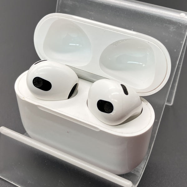 Apple 【中古】Airpods MME73J/A 3rd Generation【秋葉原】 – e☆イヤホン