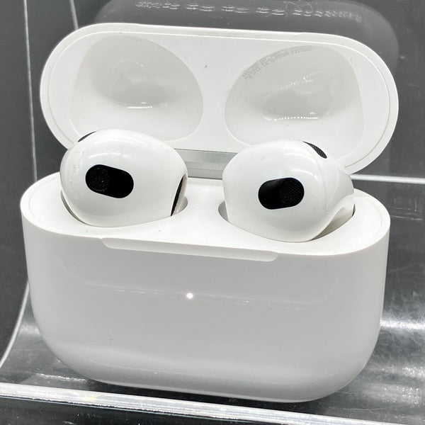Apple 【中古】Airpods MME73J/A 3rd Generation【秋葉原】 – e☆イヤホン