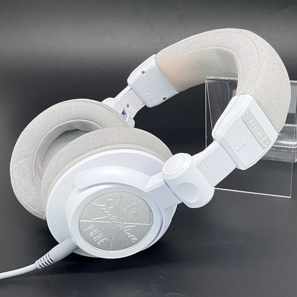 【動作確認のみ】　ULTRASONE Signature PURE WHITE Signature PURE WHITE｜ULTRASONE｜株式会社アユート PCパーツ・VR