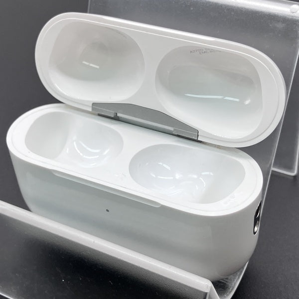 AirPods Pro(第2世代)Lightning【中古・本体、充電ケース】 Apple 【中古】AirPods Pro (第2世代) 充電ケース (Lightning)【日本橋